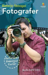 Image of Bekerja sebagai fotografer
